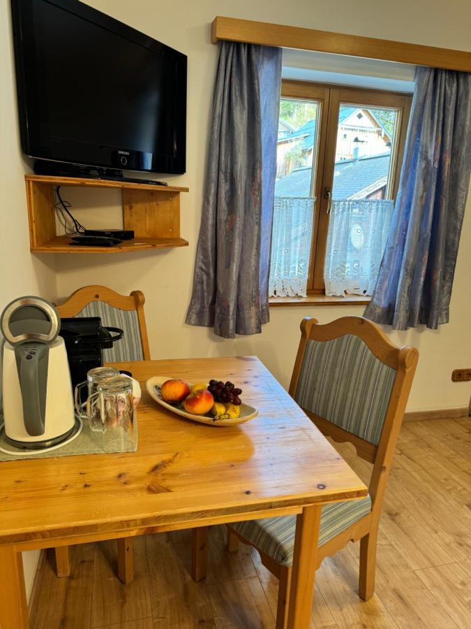 Hotel Haus Edelweiss Obertraun Esterno foto